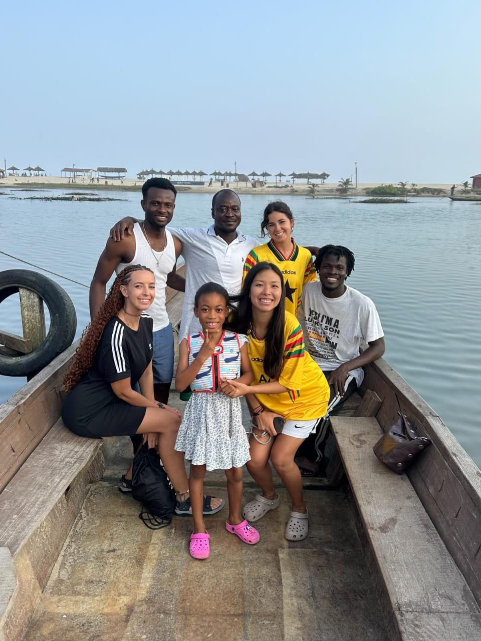 Daakyepa Initiative Ghana volunteer and community activity