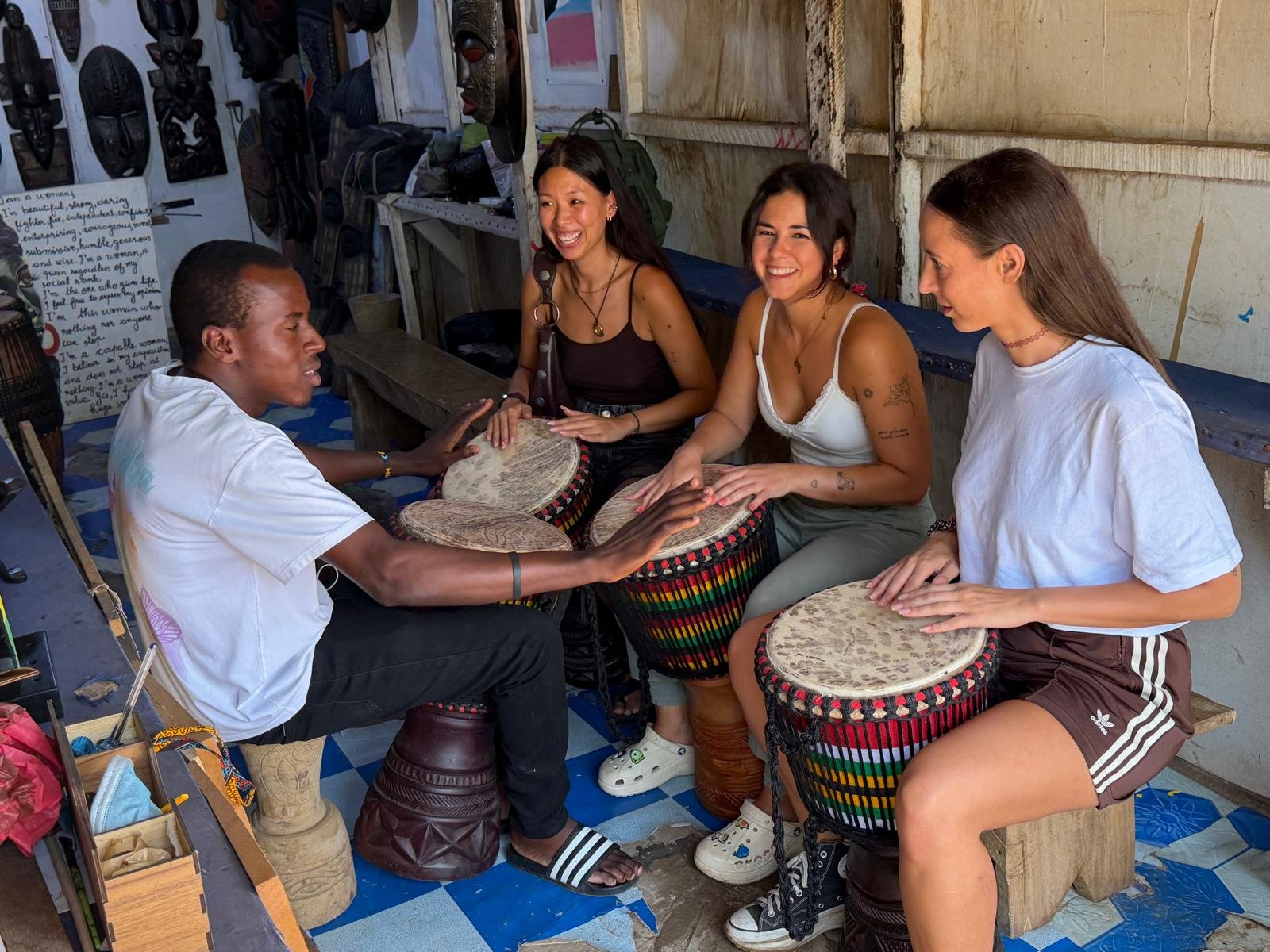 Daakyepa volunteers during lesson time in Ghana
